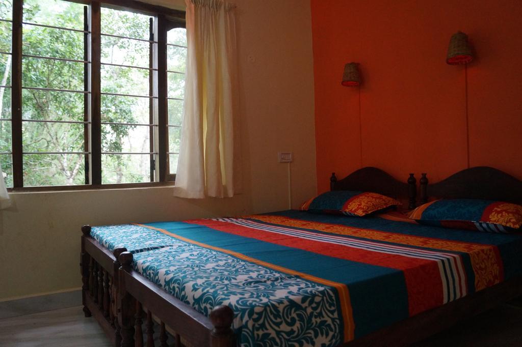 Jungleparadiso Homestay Thekkady Exteriör bild
